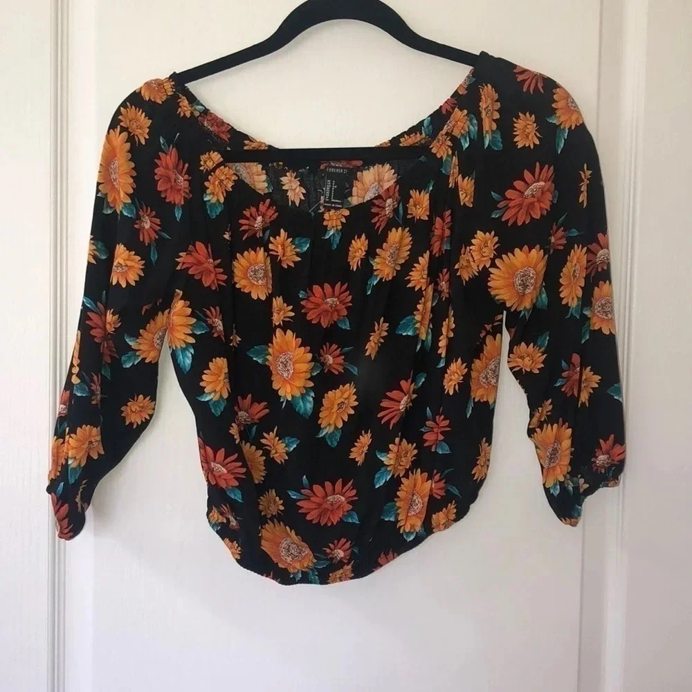 Sunflower Crop Top - Picture 2 of 4